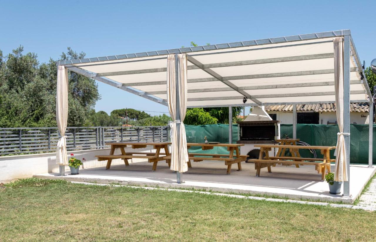 Palm Tree Apartments #Feelslikehome Ormos Panagias Exterior foto